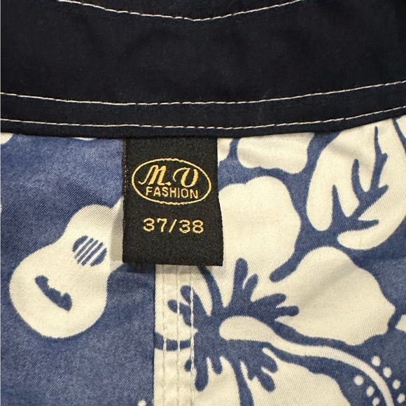 Hawaiian Print Men's Swim Trunks Board Shorts Guitar Gecko Floral Vacation Sz 38 - Picture 4 of 9